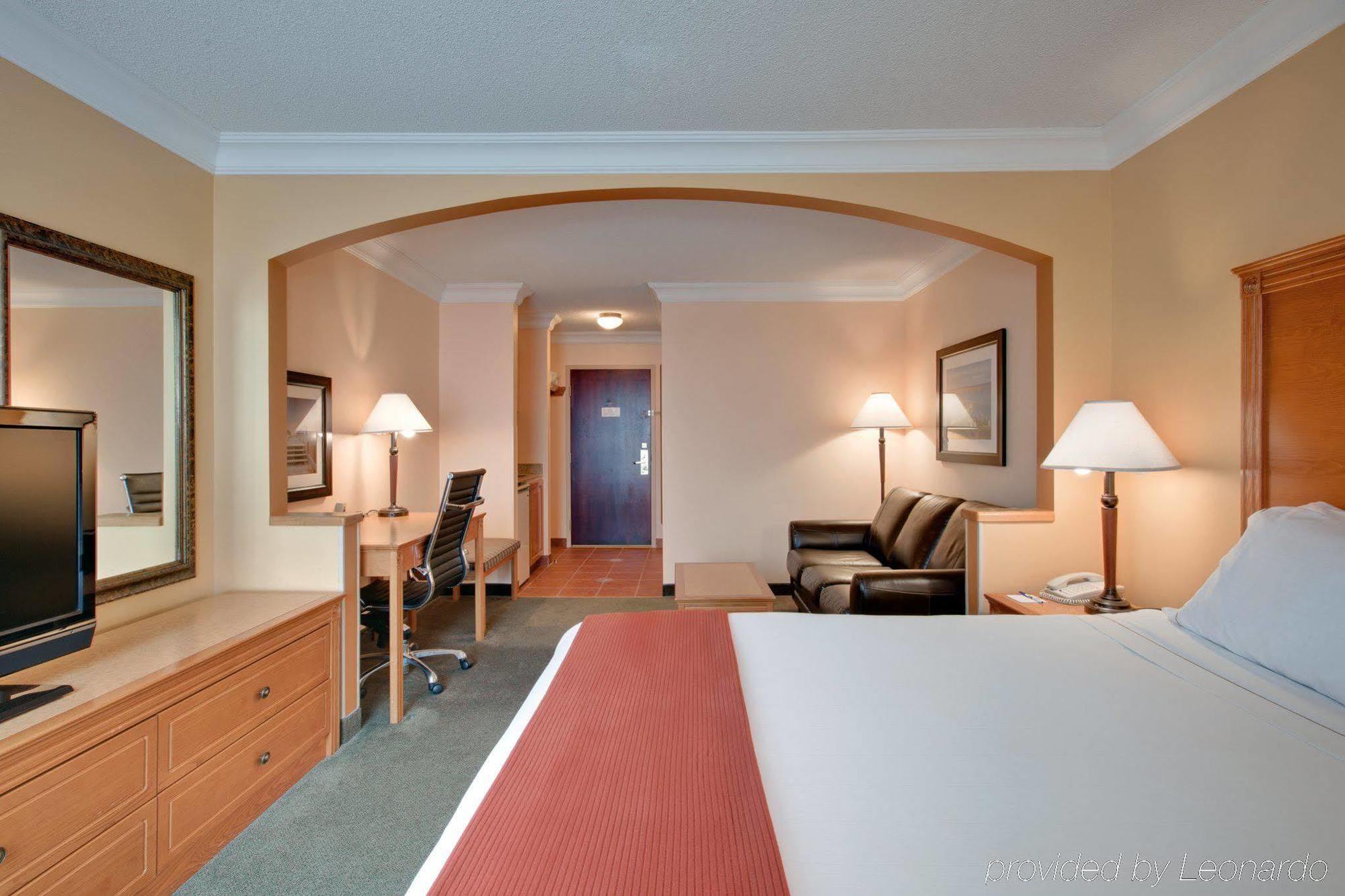 Holiday Inn Express Hotel & Suites Charlottetown By Ihg Exteriör bild