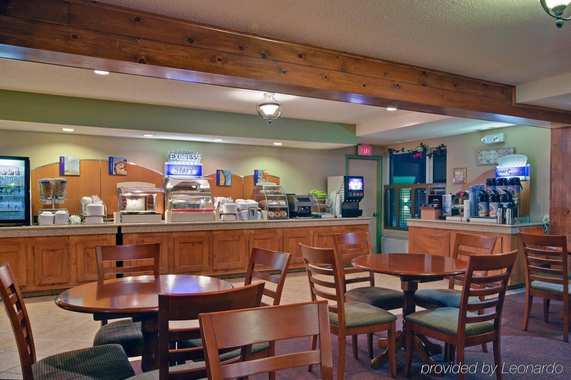 Holiday Inn Express Hotel & Suites Charlottetown By Ihg Exteriör bild